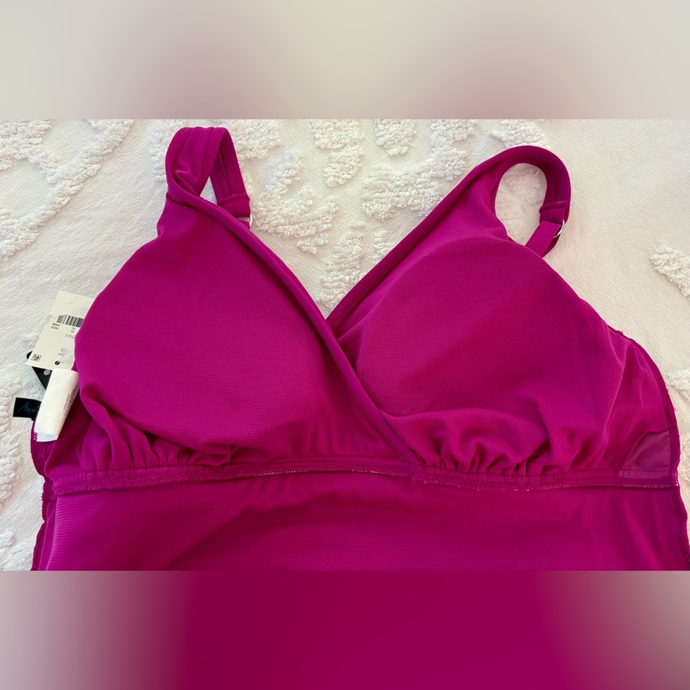 Aqua Swimsuit Magenta Pink One-Piece NWT 16 beach cruise resort vacation travel - Picture 5 of 6